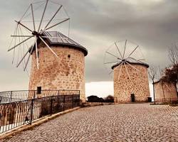 Alaçatı Yel Değirmenleri